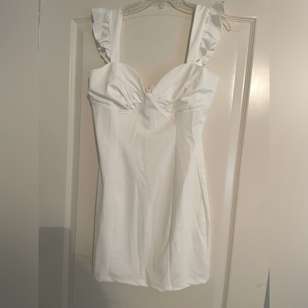 White dress. Never worn